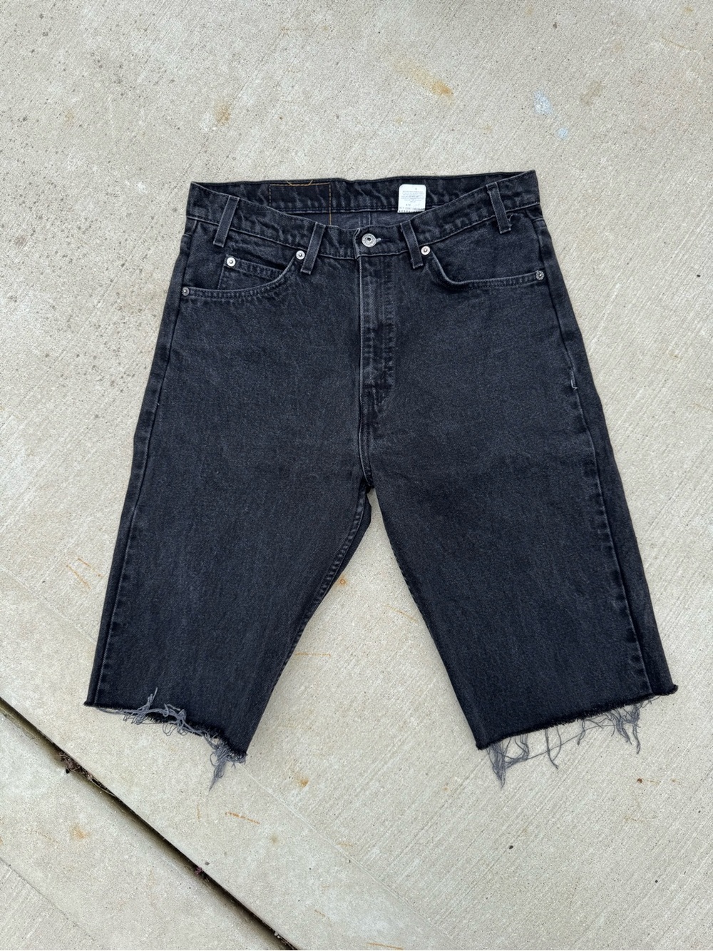 Vintage Leviโs 505 Faded Black Orange Tab Cutoff Shorts Size 33 90s